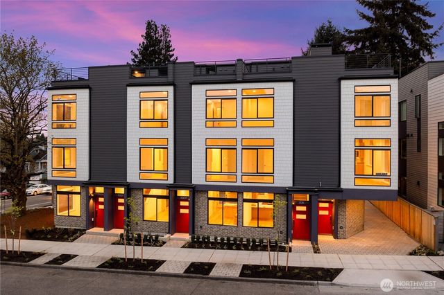 7005 9th Avenue NE, Seattle, WA 98115