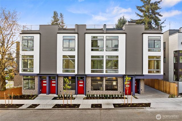 7005 9th Avenue NE, Seattle, WA 98115