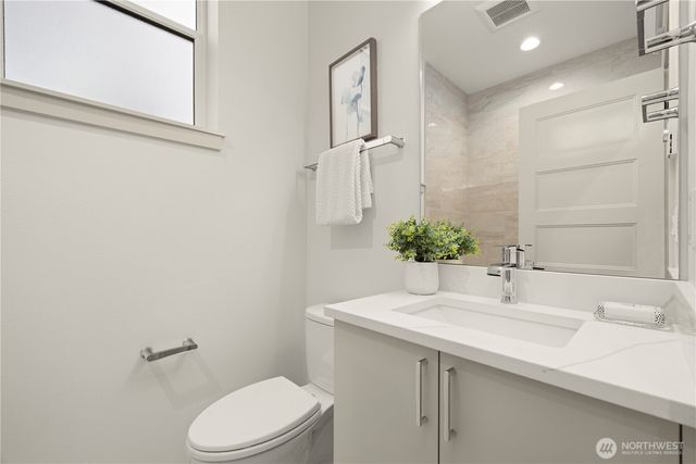 7005 9th Avenue NE, Seattle, WA 98115