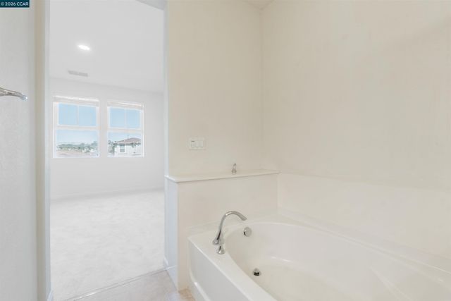 3091 Madsen St, Hayward, CA 94541