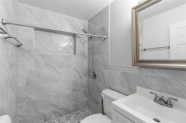 8304 DOT LANE, Orlando, FL 32809