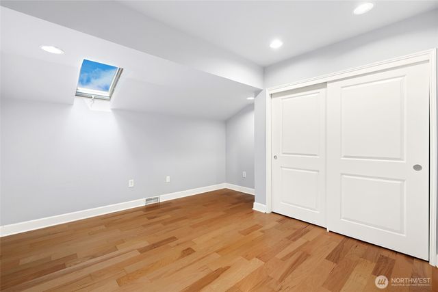 20604 4th Avenue S, Des Moines, WA 98198