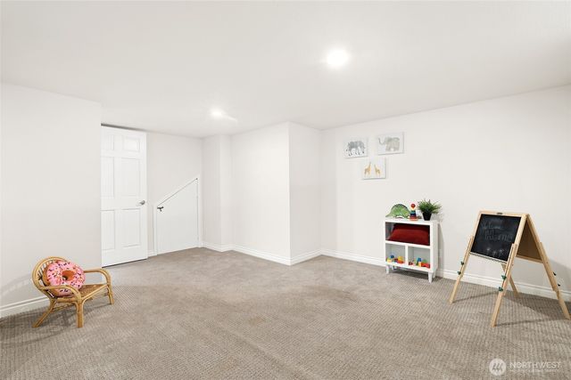 20604 4th Avenue S, Des Moines, WA 98198