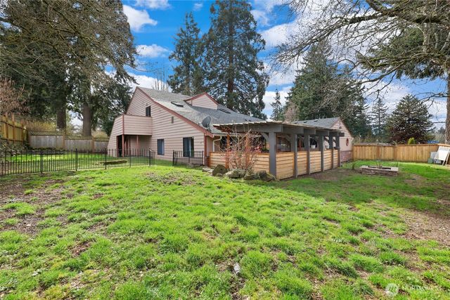 20604 4th Avenue S, Des Moines, WA 98198