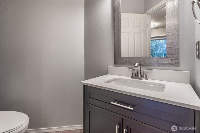 12717 E 166th Street Court E, Puyallup, WA 98374