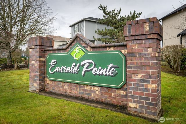 12717 E 166th Street Court E, Puyallup, WA 98374