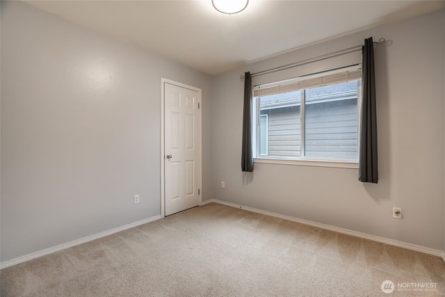 12717 E 166th Street Court E, Puyallup, WA 98374