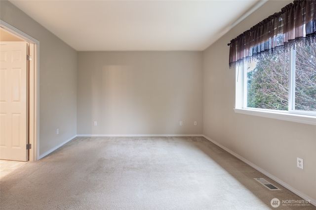 12717 E 166th Street Court E, Puyallup, WA 98374