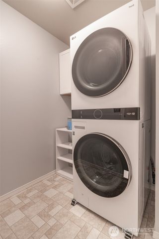 12717 E 166th Street Court E, Puyallup, WA 98374