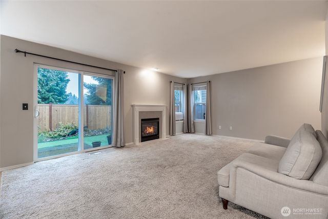 12717 E 166th Street Court E, Puyallup, WA 98374