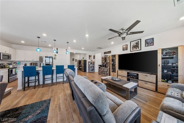 6020 East Drosetta Avenue, Pahrump, NV 89061