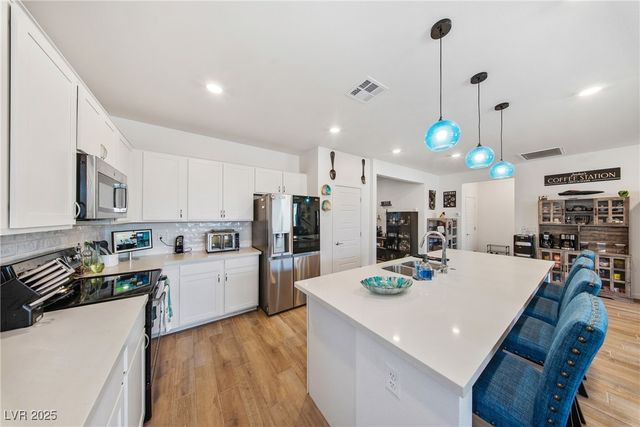 6020 East Drosetta Avenue, Pahrump, NV 89061