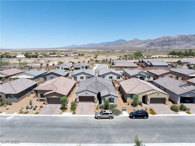 6020 East Drosetta Avenue, Pahrump, NV 89061