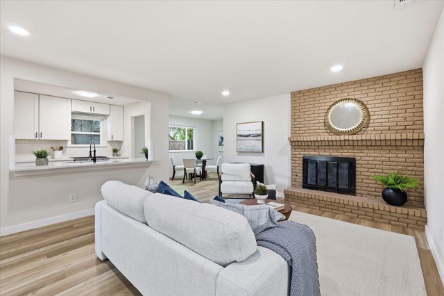 419 Summit Drive, Richardson, TX 75081
