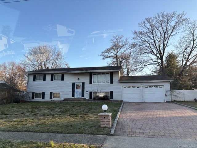 36 Clearview Drive, Wyandanch, NY 11798