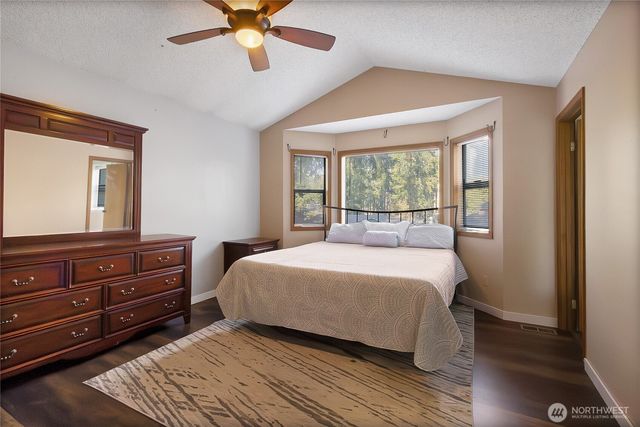 7306 139th Street Ct E, Puyallup, WA 98373