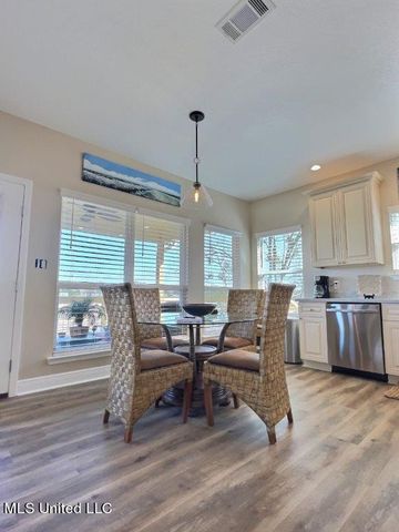 8716 W Simmons Bayou Drive, Ocean Springs, MS 39564