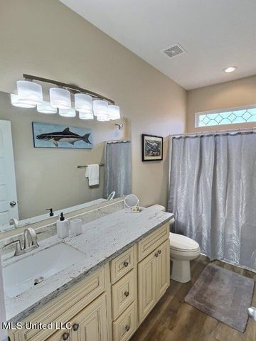 8716 W Simmons Bayou Drive, Ocean Springs, MS 39564