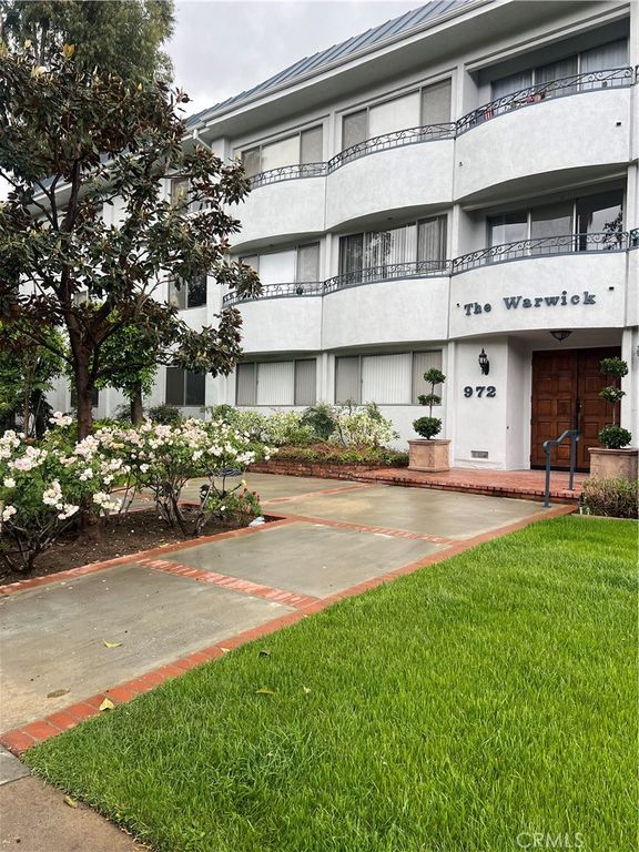 972 E California 307, Pasadena, CA 91106