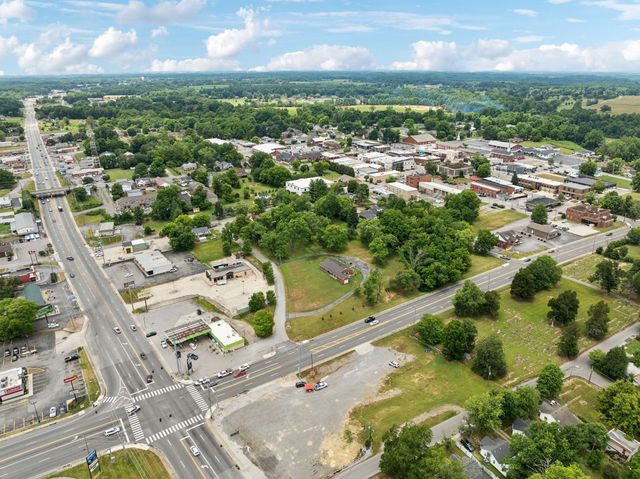 114 Calhoun St, Smithville, TN 37166