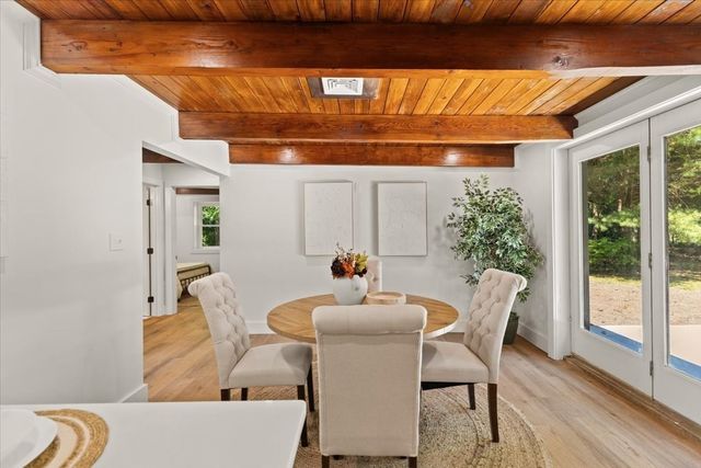 3 Abraham Ave, Freetown, MA 02717