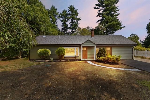 3 Abraham Ave, Freetown, MA 02717
