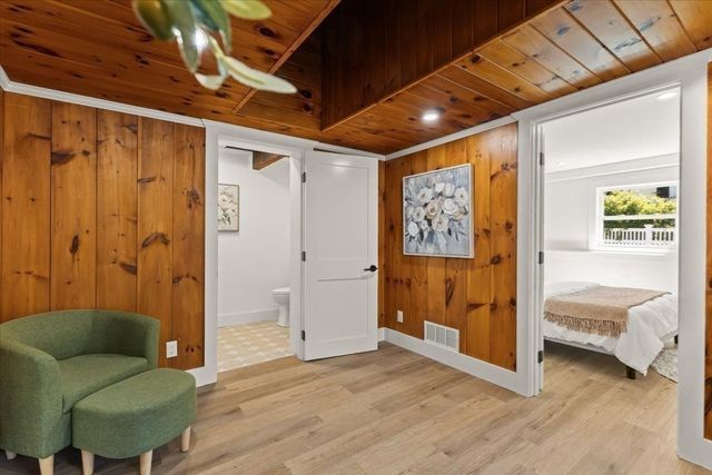 3 Abraham Ave, Freetown, MA 02717