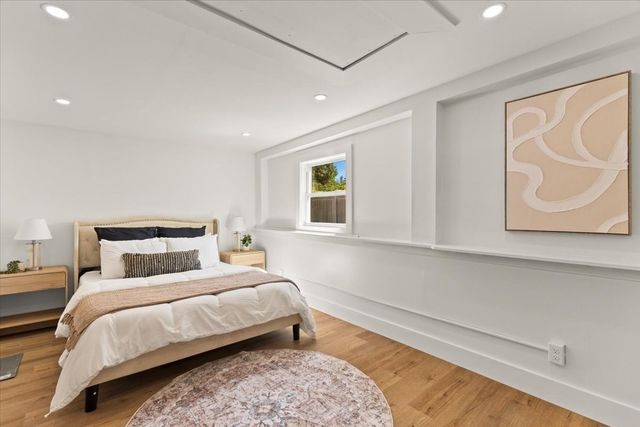 3 Abraham Ave, Freetown, MA 02717