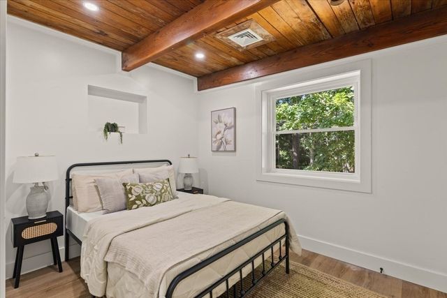 3 Abraham Ave, Freetown, MA 02717