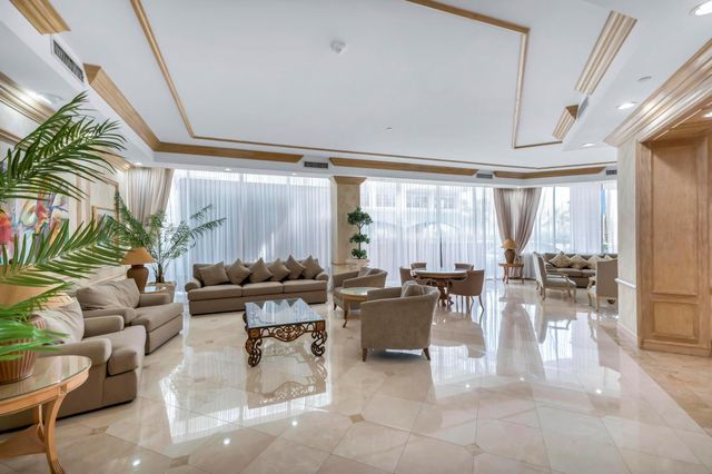 8855 Collins Ave 2D, Surfside, FL 33154