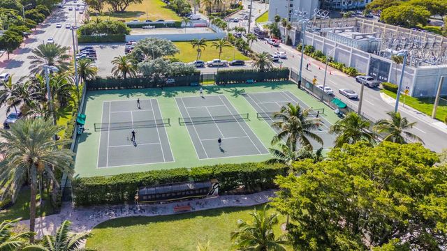 8855 Collins Ave 2D, Surfside, FL 33154