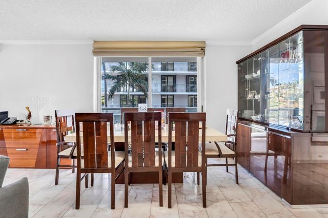 8855 Collins Ave 2D, Surfside, FL 33154