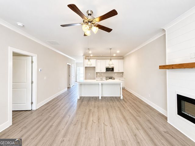 28 Village Court 16, Cleveland, GA 30528