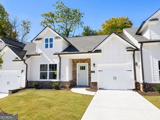 28 Village Court 16, Cleveland, GA 30528