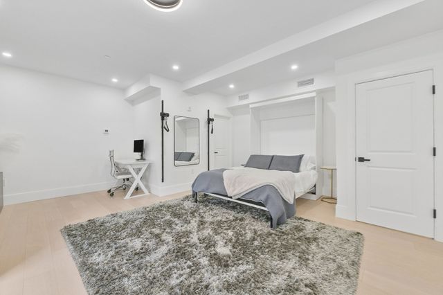 100 White St 1, Boston, MA 02128