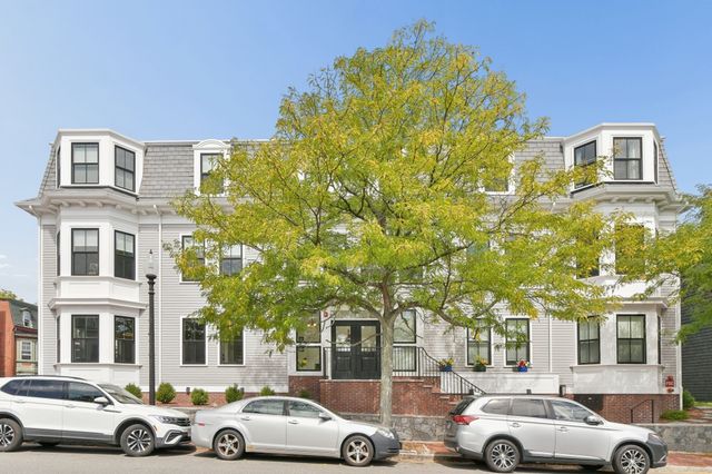 100 White St 1, Boston, MA 02128