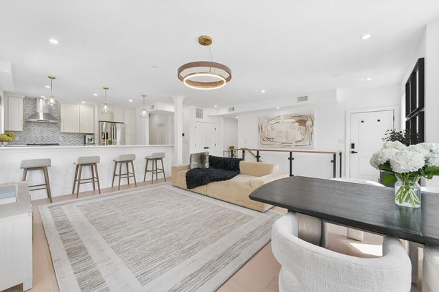 100 White St 1, Boston, MA 02128
