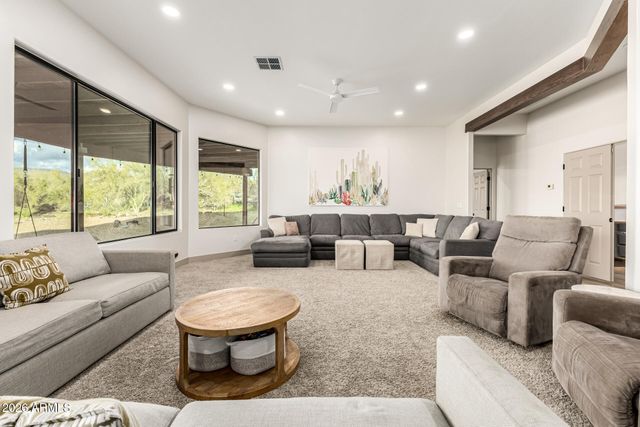 45330 N 14TH Street, New River, AZ 85087