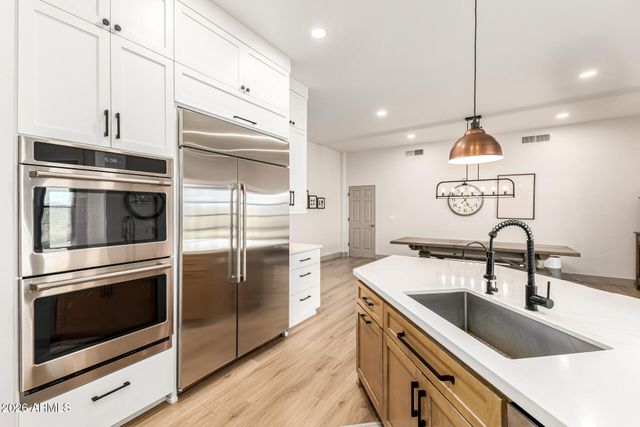 45330 N 14TH Street, New River, AZ 85087