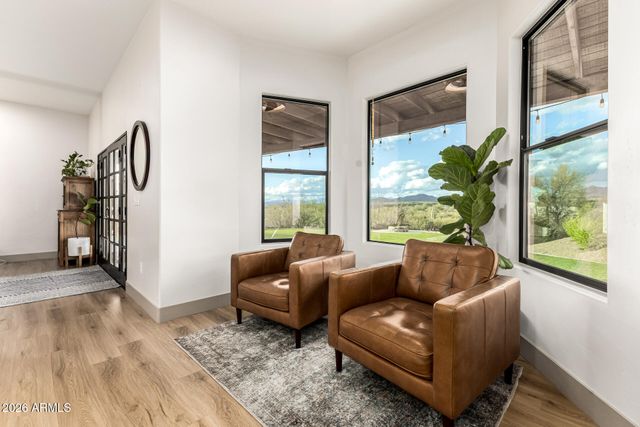 45330 N 14TH Street, New River, AZ 85087