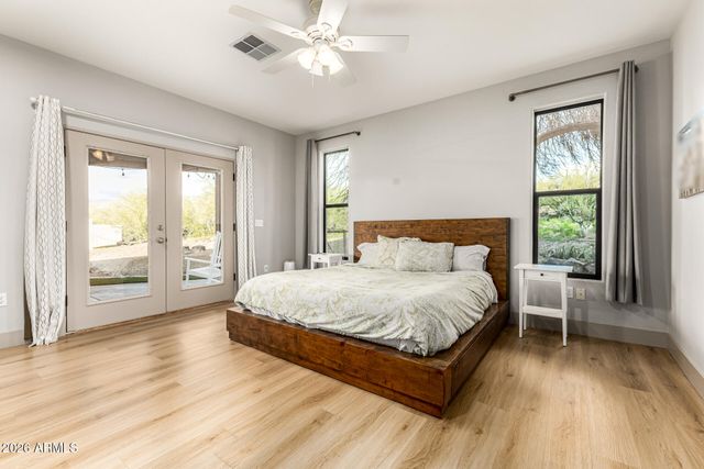 45330 N 14TH Street, New River, AZ 85087