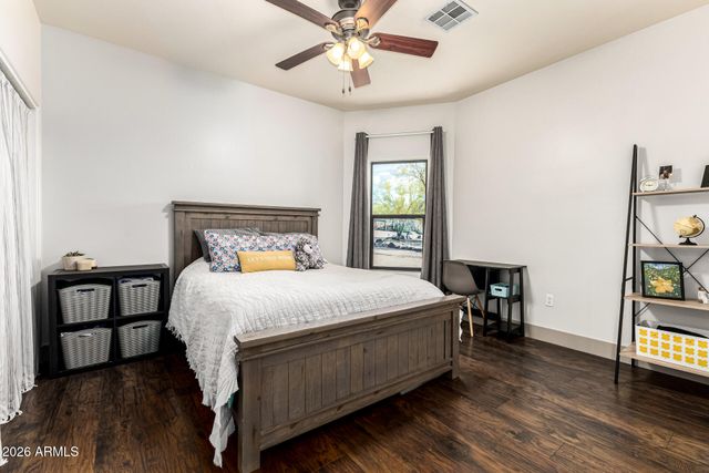 45330 N 14TH Street, New River, AZ 85087