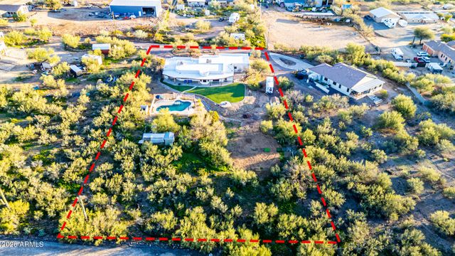 45330 N 14TH Street, New River, AZ 85087