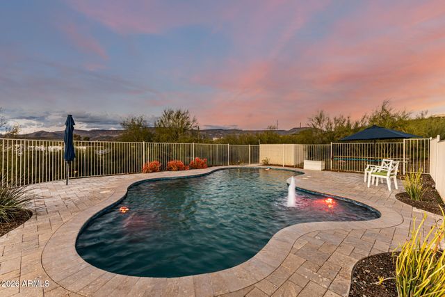 45330 N 14TH Street, New River, AZ 85087