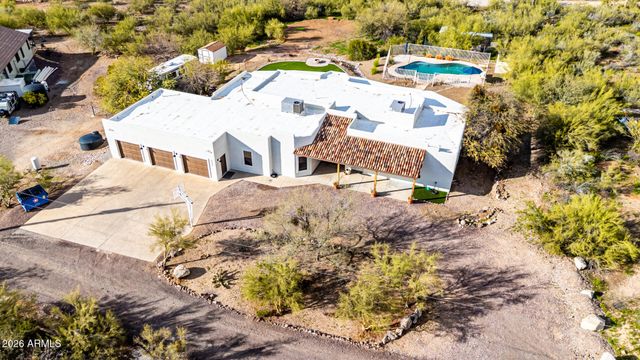 45330 N 14TH Street, New River, AZ 85087