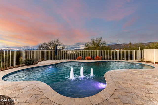 45330 N 14TH Street, New River, AZ 85087