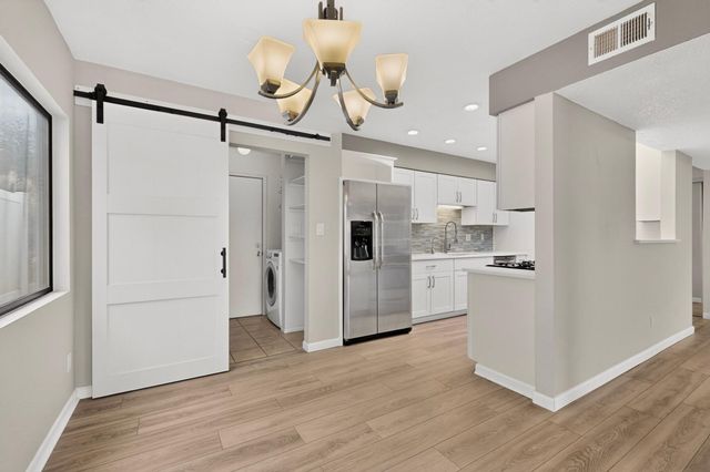 8121 Irwin Street NE, Albuquerque, NM 87109