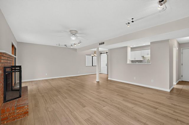 8121 Irwin Street NE, Albuquerque, NM 87109