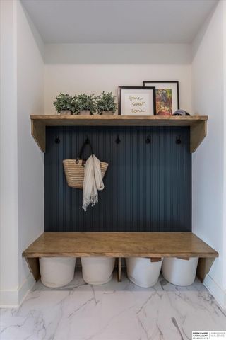 19006 Acorn Drive, Gretna, NE 68028