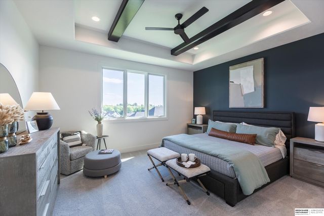 19006 Acorn Drive, Gretna, NE 68028